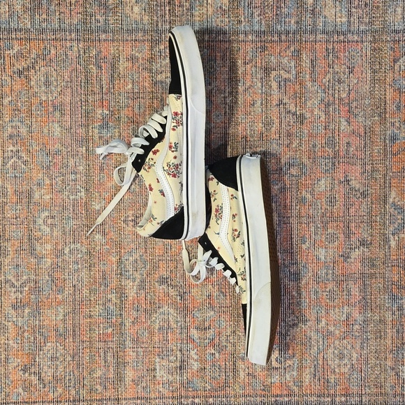 Flower Patterned Vans - Picture 3 of 7